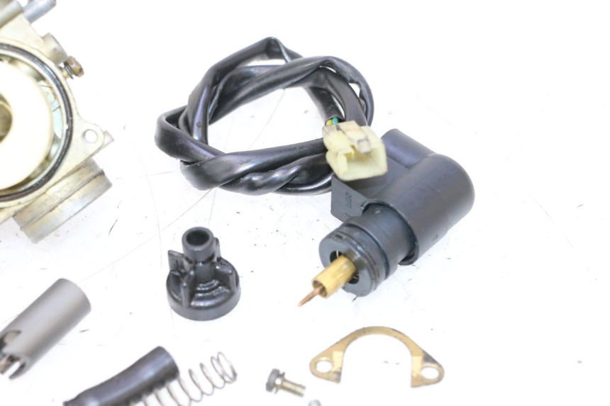 photo de CARBURATORE PEUGEOT SPEEDFIGHT LC 50 (1996 - 2002) - Foto prodotto supplementare