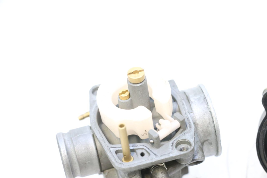 photo de CARBURATORE APRILIA SR MOTARD 50 (2012 - 2018) - Dettagli dei punti di fissaggio