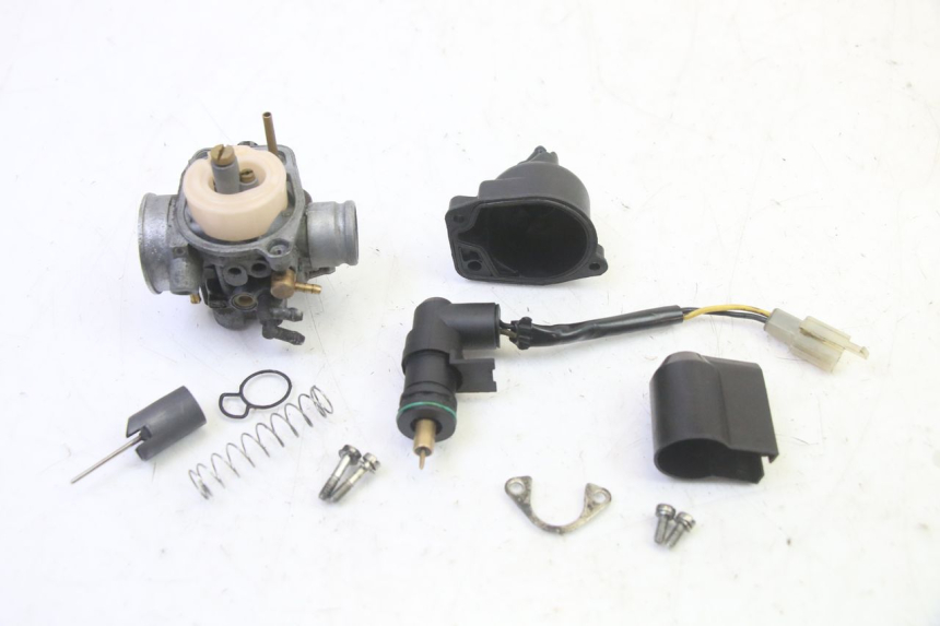 photo de CARBURATORE APRILIA SR R 2T LC 50 (2018 - 2021) - Stato della superficie e materiale