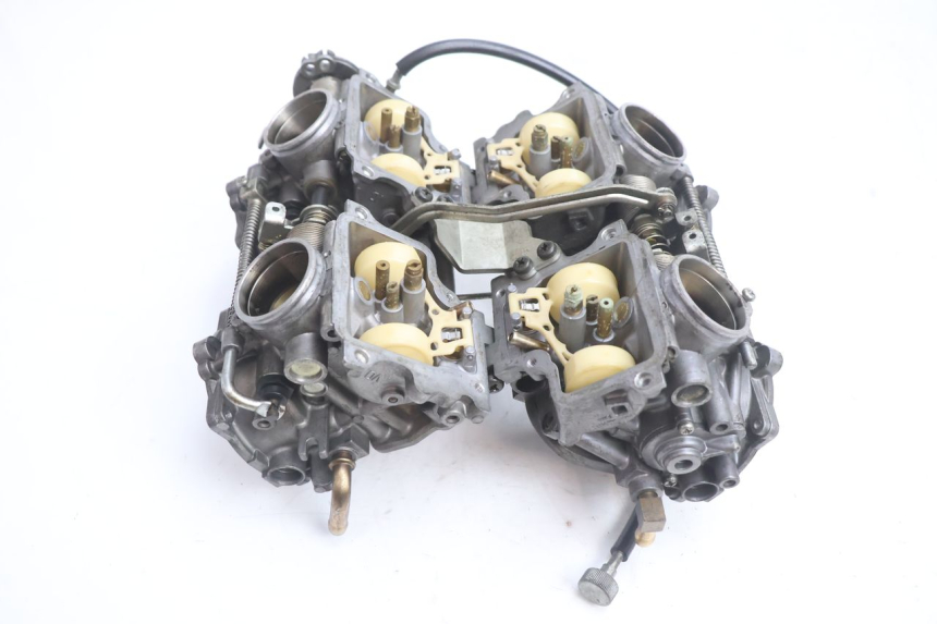 photo de CARBURATORE HONDA ST PAN EUROPEAN 1100 (1990 - 2002) - Caratteristiche distintive