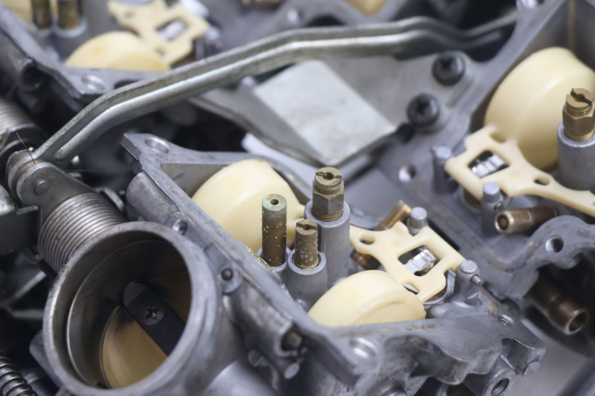 photo de CARBURATORE HONDA ST PAN EUROPEAN 1100 (1990 - 2002) - Primo piano ad alta risoluzione