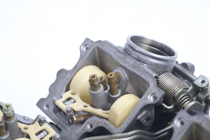 photo de CARBURATORE HONDA ST PAN EUROPEAN 1100 (1990 - 2002) - Ispezione visiva dettagliata