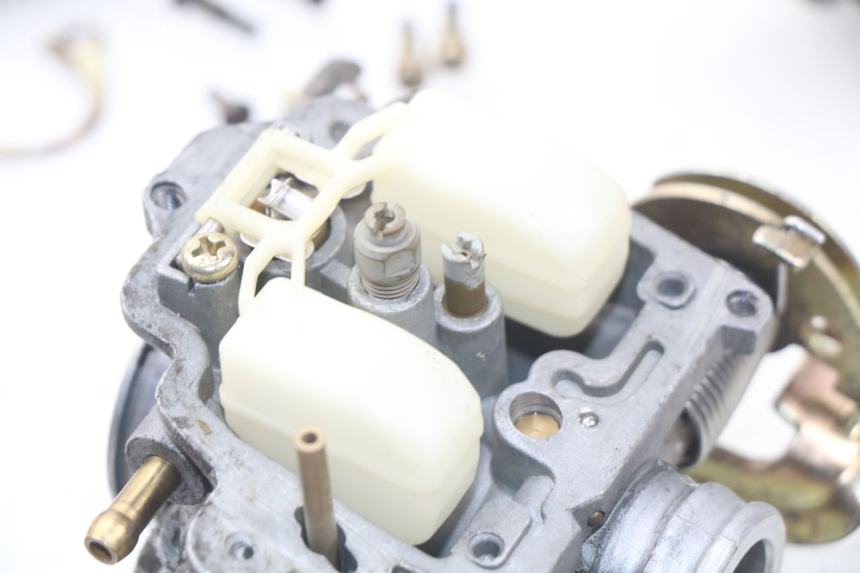 photo de Carburatore FYM STRADA 50 (2007 - 2014) - Stato della superficie e materiale