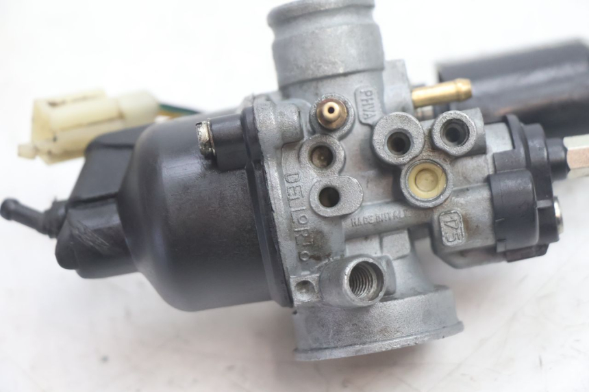 photo de CARBURATORE PEUGEOT STREETZONE NAKED 2T 50 (2014 - 2018) - Zoom sullo stato d'uso