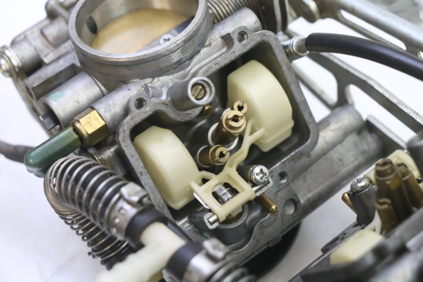 photo de CARBURATORE KTM SUPERENDURO R 950 (2005 - 2009) - Caratteristiche distintive