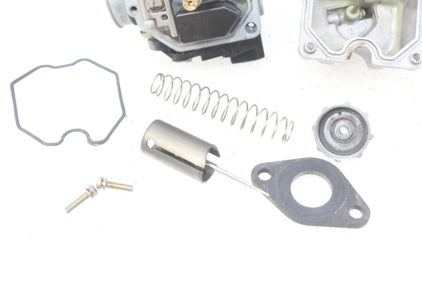 photo de Carburatore NITRO MOTORS THUNDER 125 - Stato della superficie e materiale