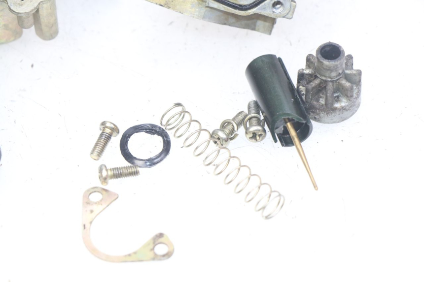 photo de CARBURATORE PEUGEOT TKR TREKKER FURIOUS 50 (2005 - 2014) - Foto prodotto supplementare