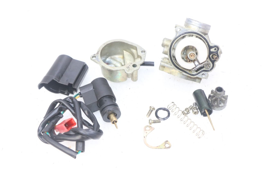 photo de CARBURATORE PEUGEOT TKR TREKKER FURIOUS 50 (2005 - 2014) - Ispezione visiva dettagliata