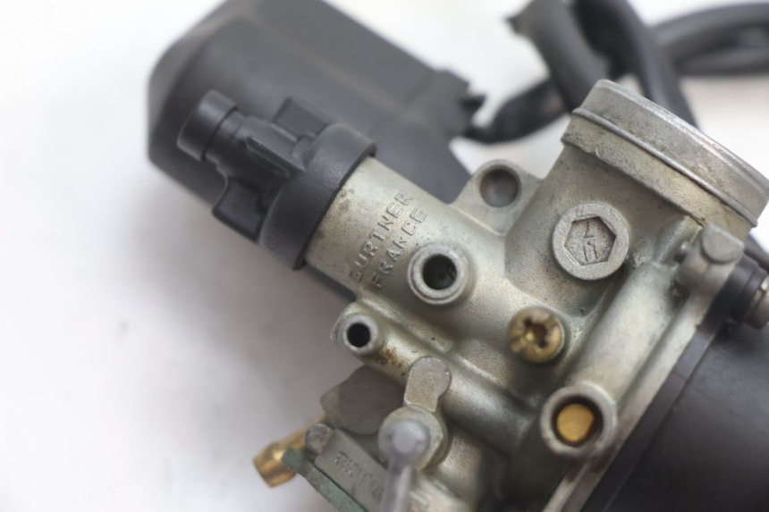 photo de CARBURATORE PEUGEOT TKR TREKKER FURIOUS 50 (2005 - 2014) - Zoom sullo stato d'uso
