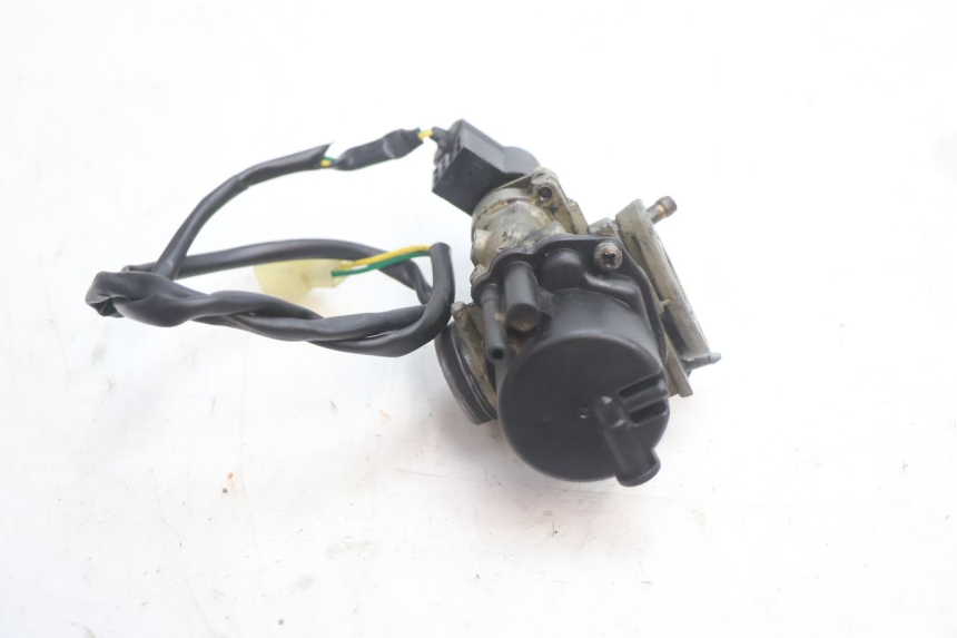 photo de CARBURATORE PEUGEOT TKR TREKKER FURIOUS 50 (2005 - 2014) - Dettagli dei punti di fissaggio