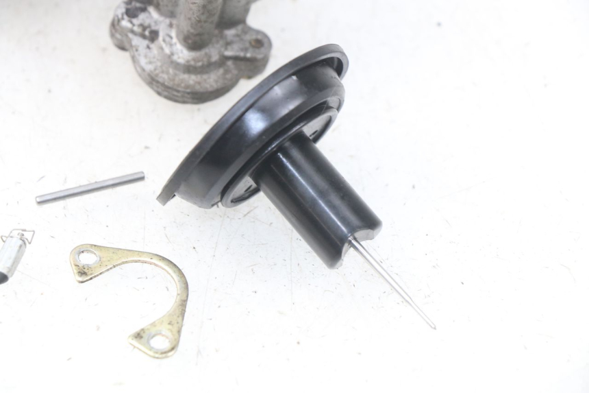 photo de Carburatore BAOTIAN TRAVEL SPIRIT 50 (2010 - 2012) - Altra vista dell'articolo