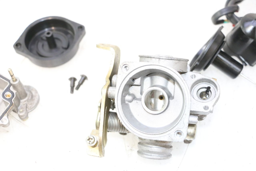 photo de Carburatore BAOTIAN TRAVEL SPIRIT 50 (2010 - 2012) - Caratteristiche distintive