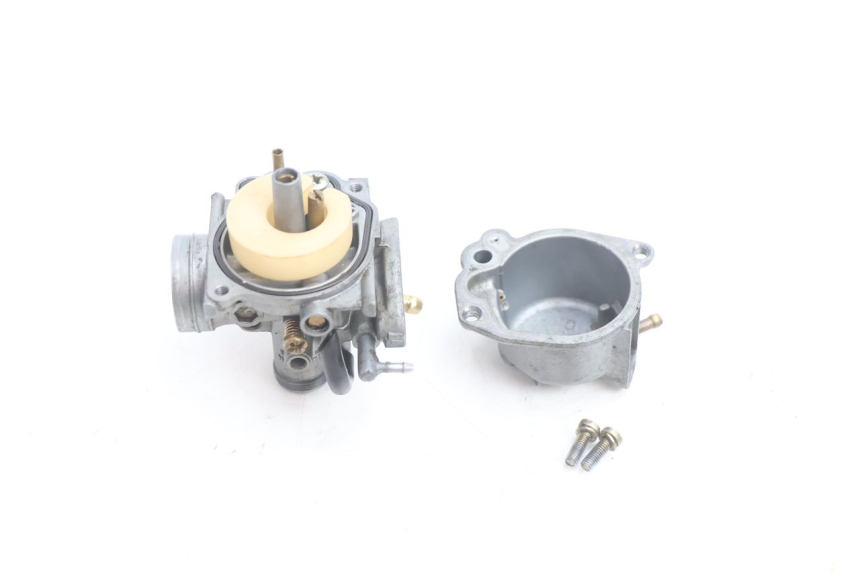 photo de CARBURATORE PEUGEOT TREKKER 50 (1995 - 2004) - Stato della superficie e materiale