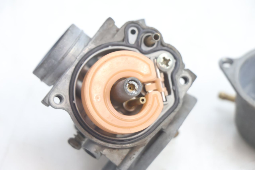 photo de CARBURATORE PEUGEOT TREKKER 50 (1995 - 2004) - Marcature e riferimenti originali