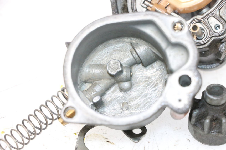 photo de CARBURATORE PEUGEOT TREKKER 50 (1995 - 2004) - Focus sulla struttura