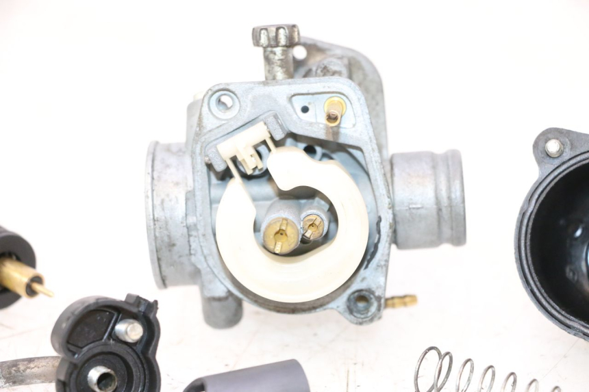 photo de CARBURATORE PIAGGIO TYPHOON 50 (2000 - 2009) - Zoom sui componenti