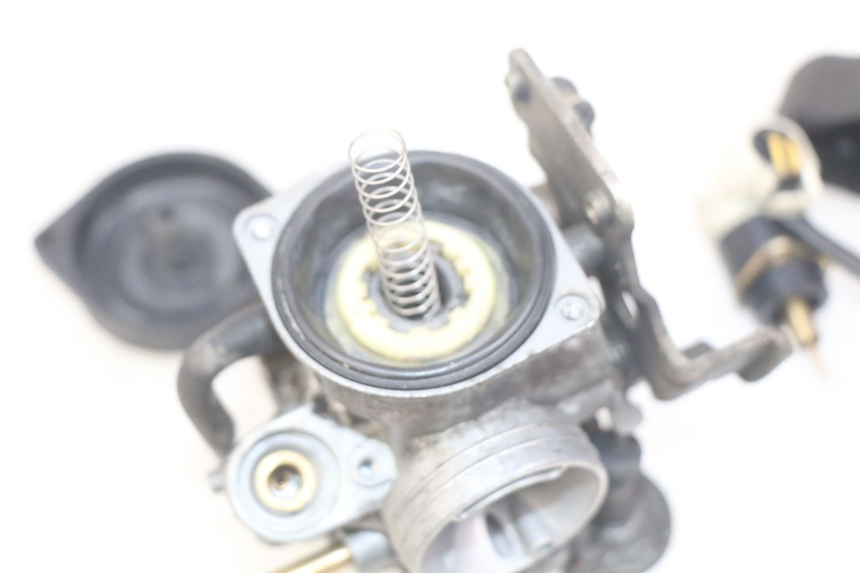 photo de CARBURATORE SUZUKI UH BURGMAN 125 (2002 - 2006) - Altra vista dell'articolo
