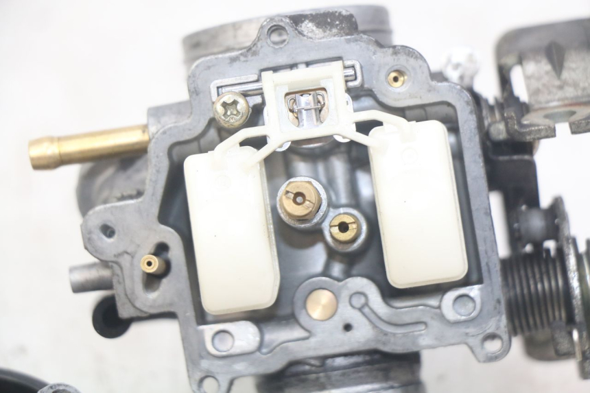 photo de CARBURATORE SUZUKI UH BURGMAN 125 (2002 - 2006) - Focus sulla struttura