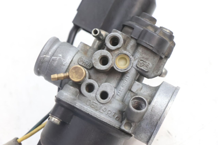 photo de CARBURATORE PIAGGIO VESPA PRIMAVERA 2T 50 (2013 - 2018) - Zoom sullo stato d'uso