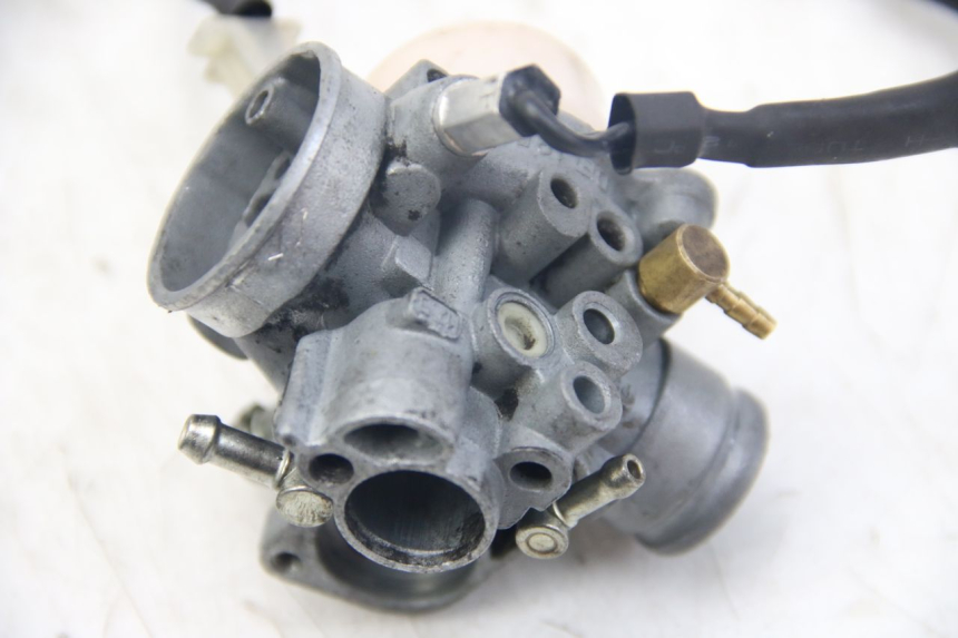 photo de CARBURATORE PIAGGIO VESPA SPRINT 2T 50 (2014 - 2018) - Stato della superficie e materiale