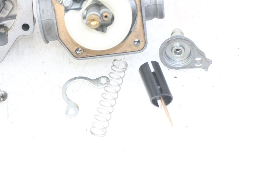 photo de CARBURATORE PEUGEOT VIVACITY NEW 2T 50 (2008 - 2017) - Ricambio usato controllato