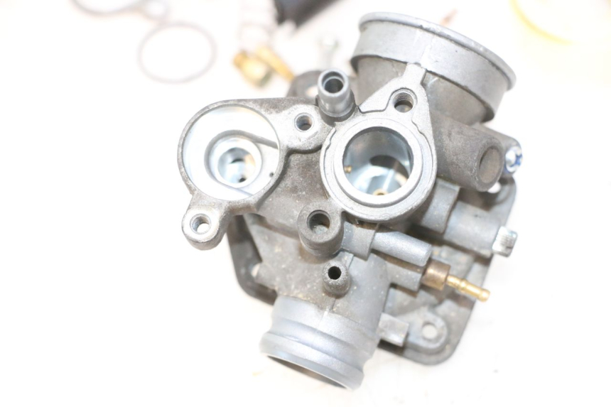 photo de CARBURATORE PEUGEOT VIVACITY NEW 2T 50 (2008 - 2017) - Foto prodotto supplementare