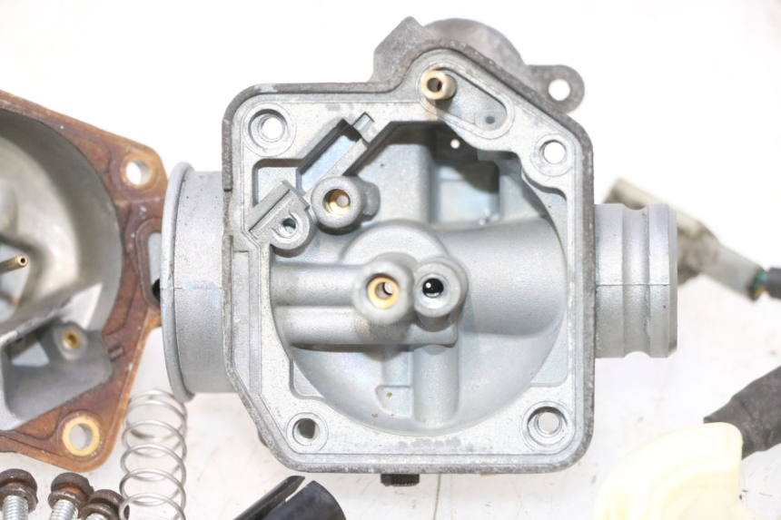 photo de CARBURATORE PEUGEOT VIVACITY NEW 2T 50 (2008 - 2017) - Zoom qualità usato