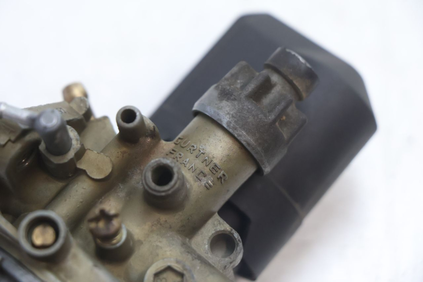 photo de CARBURATORE PEUGEOT VIVACITY 50 (1998 - 2003) - Zoom sullo stato d'uso