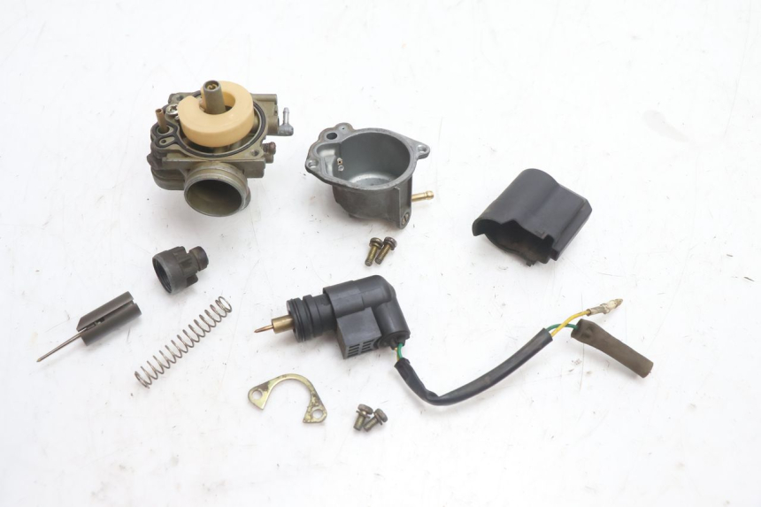 photo de CARBURATORE PEUGEOT VIVACITY 50 (1998 - 2003) - Stato della superficie e materiale