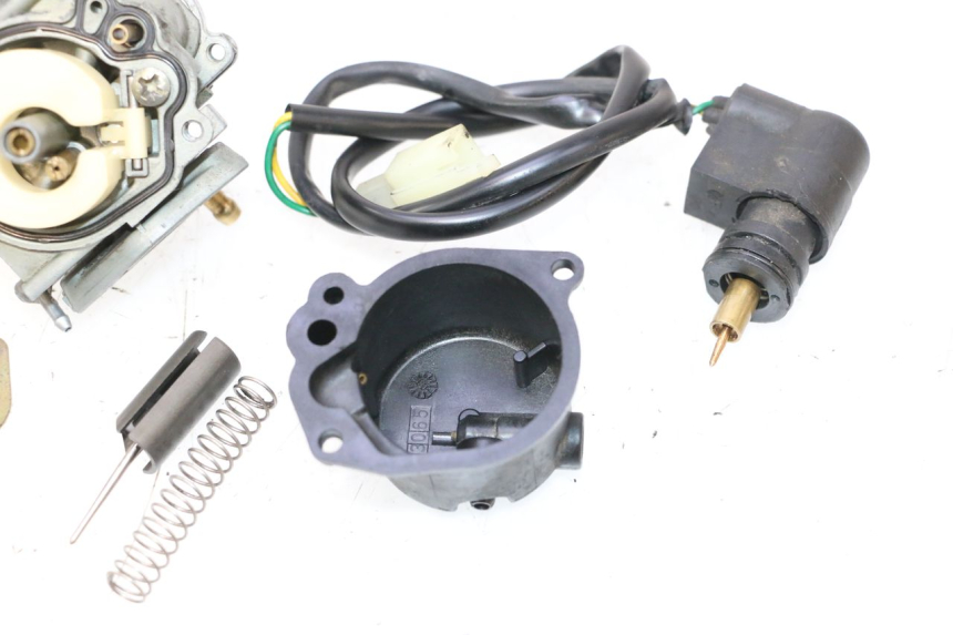 photo de CARBURATORE PEUGEOT VIVACITY 50 (2004 - 2009) - Primo piano ad alta risoluzione