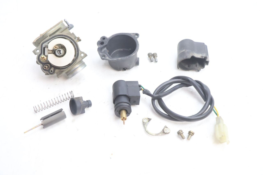 photo de CARBURATORE PEUGEOT VIVACITY 50 (2004 - 2009) - Stato della superficie e materiale