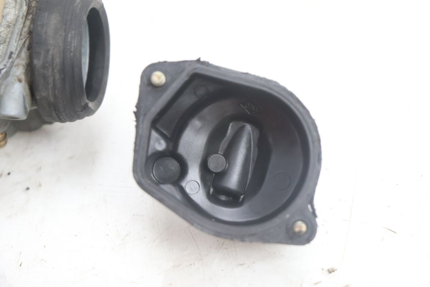 photo de CARBURATORE PEUGEOT VIVACITY 100 (1999 - 2008) - Caratteristiche distintive