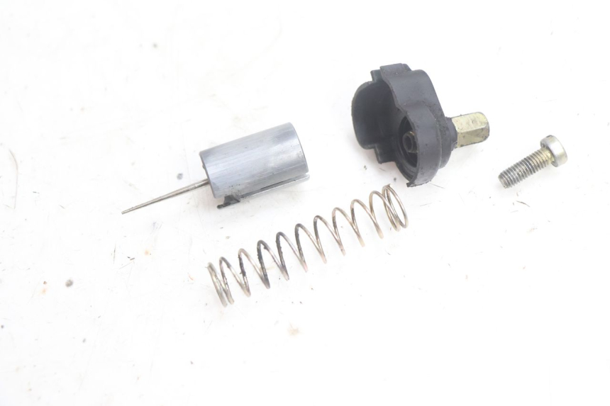 photo de CARBURATORE PEUGEOT VIVACITY 100 (1999 - 2008) - Zoom sui componenti