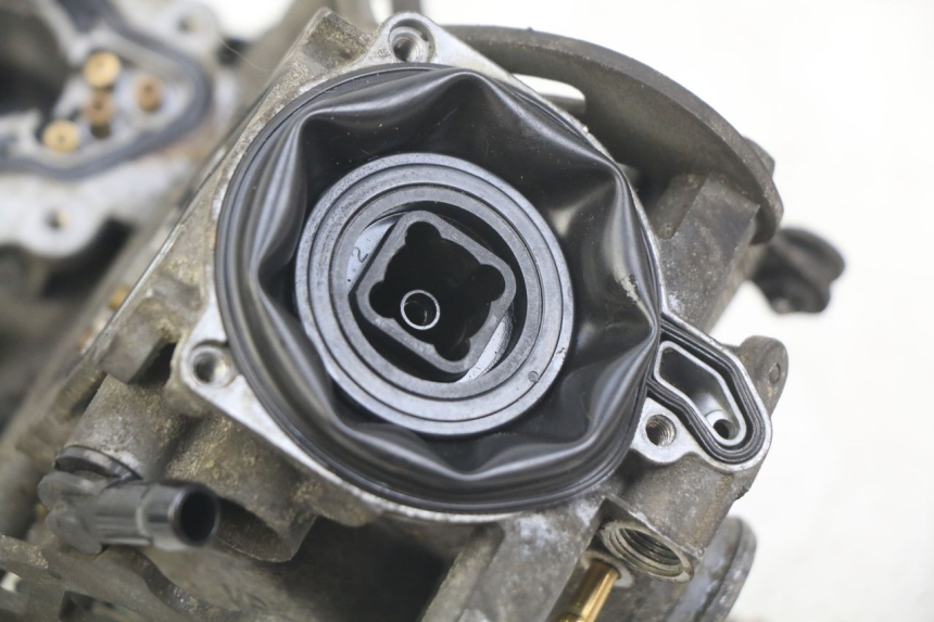 photo de CARBURATORE HONDA VT C SHADOW 125 (1999 - 2007) - Altra vista dell'articolo