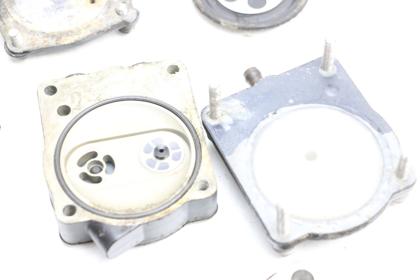 photo de CARBURATORE YAMAHA WAVE RUNNER GP R 1200 (2000 - 2003) - Dettaglio del componente