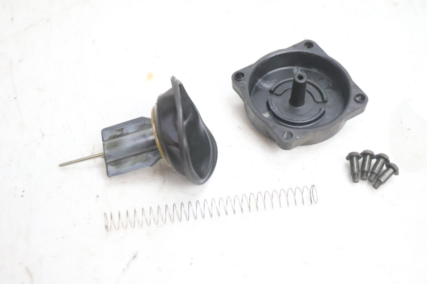 photo de CARBURATORE PIAGGIO X8 STREET 125 (2006 - 2007) - Caratteristiche distintive