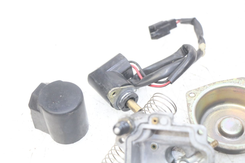 photo de CARBURATORE PIAGGIO X8 125 (2004 - 2007) - Focus sulla struttura