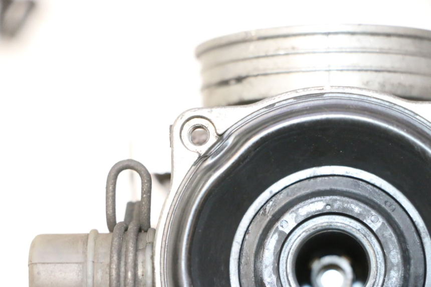 photo de CARBURATORE PIAGGIO X9 EVOLUTION 125 (2003 - 2007) - Primo piano ad alta risoluzione