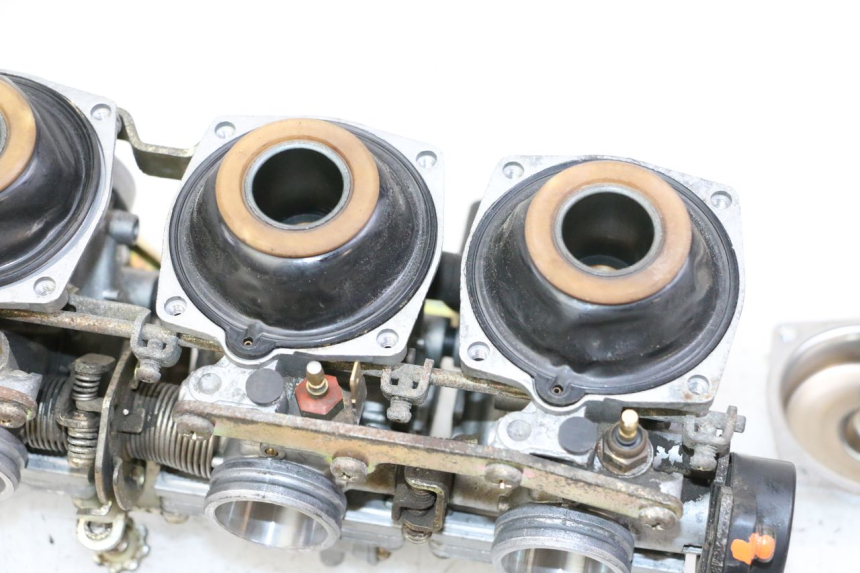 photo de CARBURATORE YAMAHA XJN DIVERSION 600 (2000 - 2003) - Altra angolazione