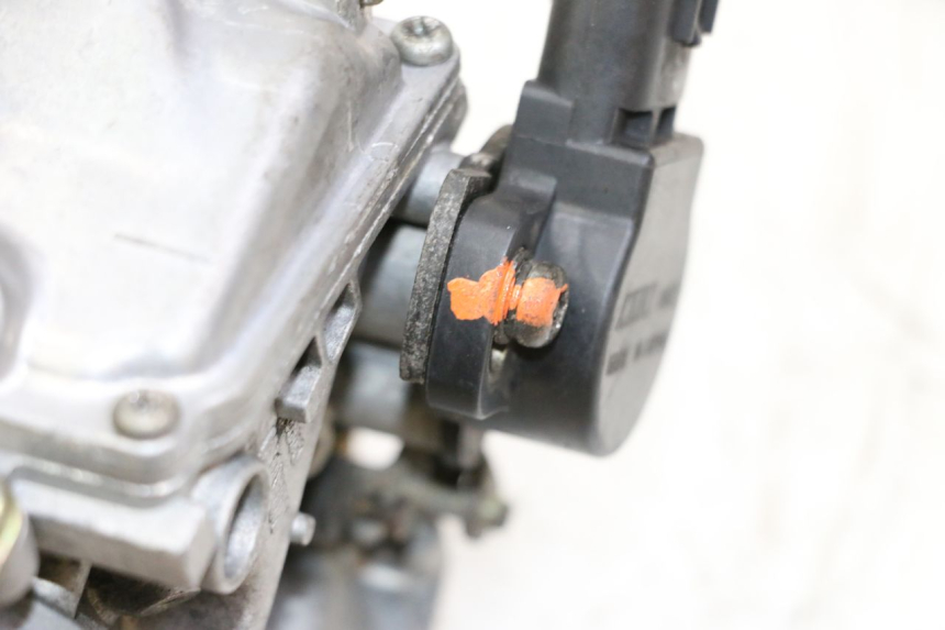 photo de CARBURATORE YAMAHA XJN DIVERSION 600 (2000 - 2003) - Marcature e riferimenti originali