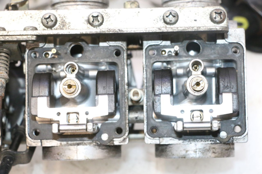 photo de CARBURATORE YAMAHA XJR 1300 (1998 - 2002) - Stato della superficie e materiale