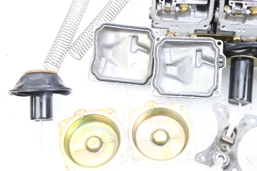 photo de CARBURATORE YAMAHA XJS DIVERSION 600 (1997 - 1999) - Marcature e riferimenti originali