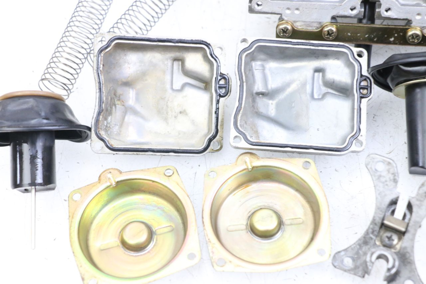 photo de CARBURATORE YAMAHA XJS DIVERSION 600 (1997 - 1999) - Altra vista dell'articolo