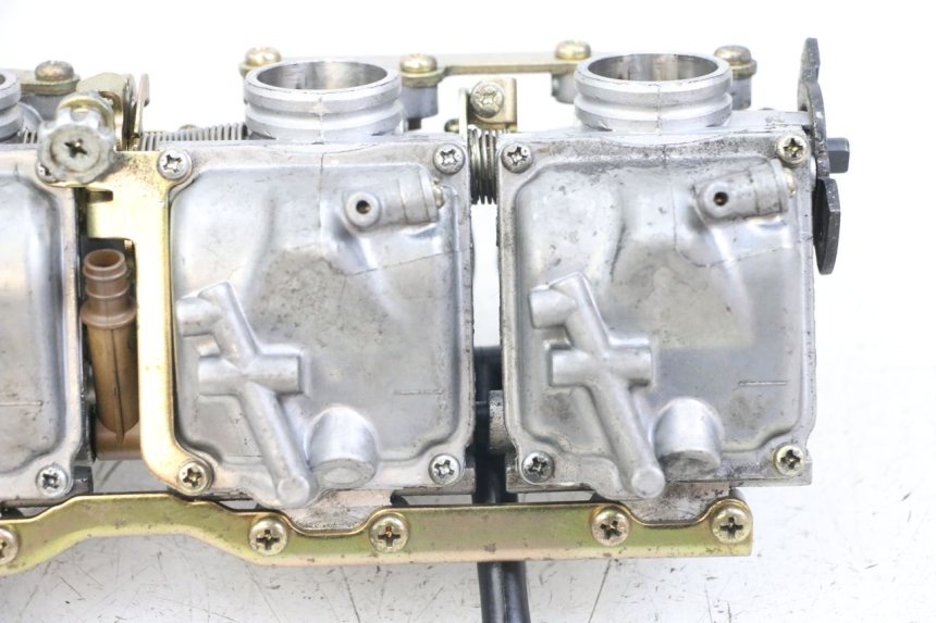 photo de CARBURATORE YAMAHA XJS DIVERSION 600 (1997 - 1999) - Dettagli dei punti di fissaggio
