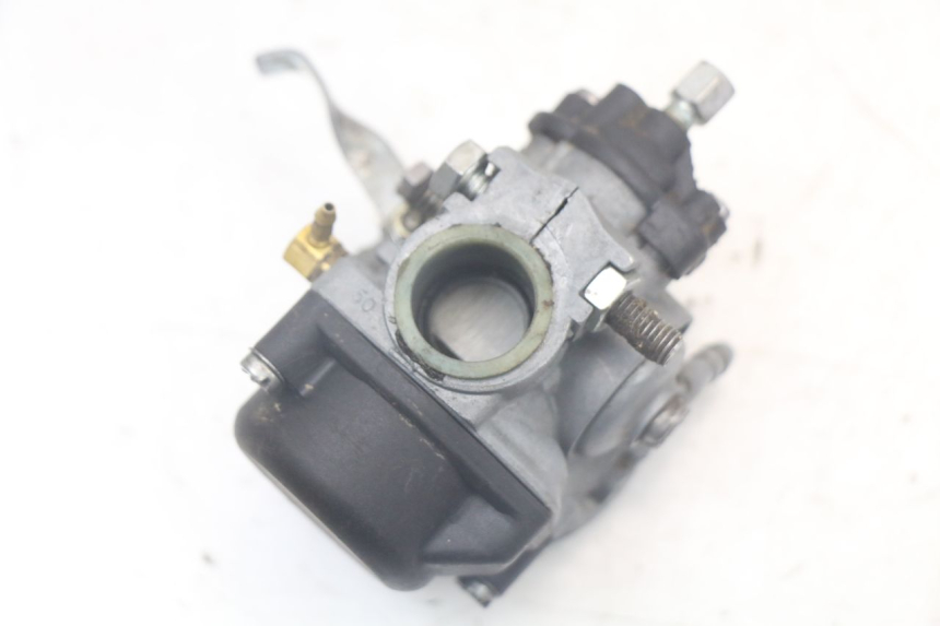 photo de CARBURATORE PEUGEOT XP6 50 (1997 - 2003) - Primo piano tecnico
