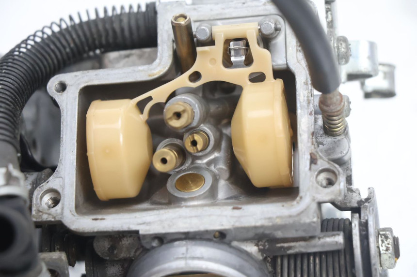 photo de CARBURATORE HONDA XRV AFRICA TWIN 750 (1990 - 1992) - Zoom sui componenti