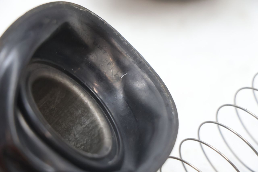 photo de CARBURATORE HONDA XRV AFRICA TWIN 750 (1990 - 1992) - Zoom qualità usato