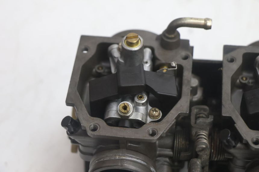 photo de CARBURATORE YAMAHA XV VIRAGO 535 (1988 - 2004) - Caratteristiche distintive