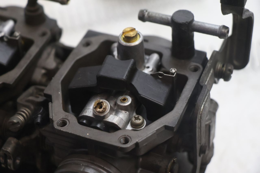 photo de CARBURATORE YAMAHA XV VIRAGO 535 (1988 - 2004) - Zoom sui componenti