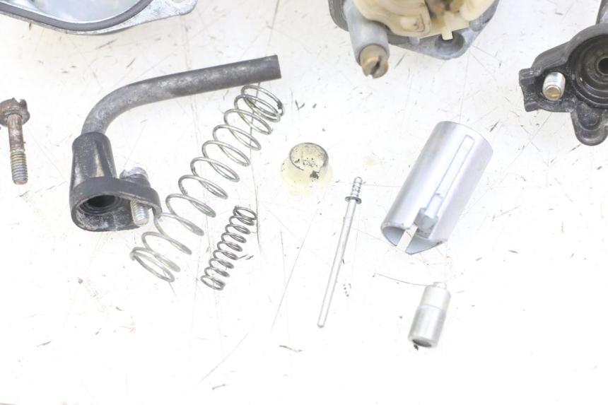 photo de CARBURATORE YAMAHA BW'S NG NEXT GENERATION 50 (1996 - 2003) - Ispezione visiva dettagliata